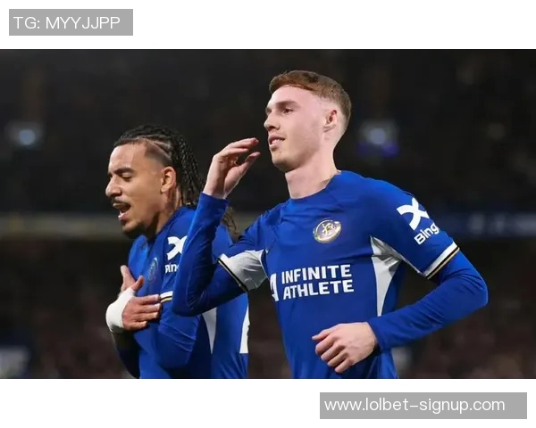 巴黎圣日耳曼逆转曼联上演精彩帽子戏法全场沸腾瞬间回顾